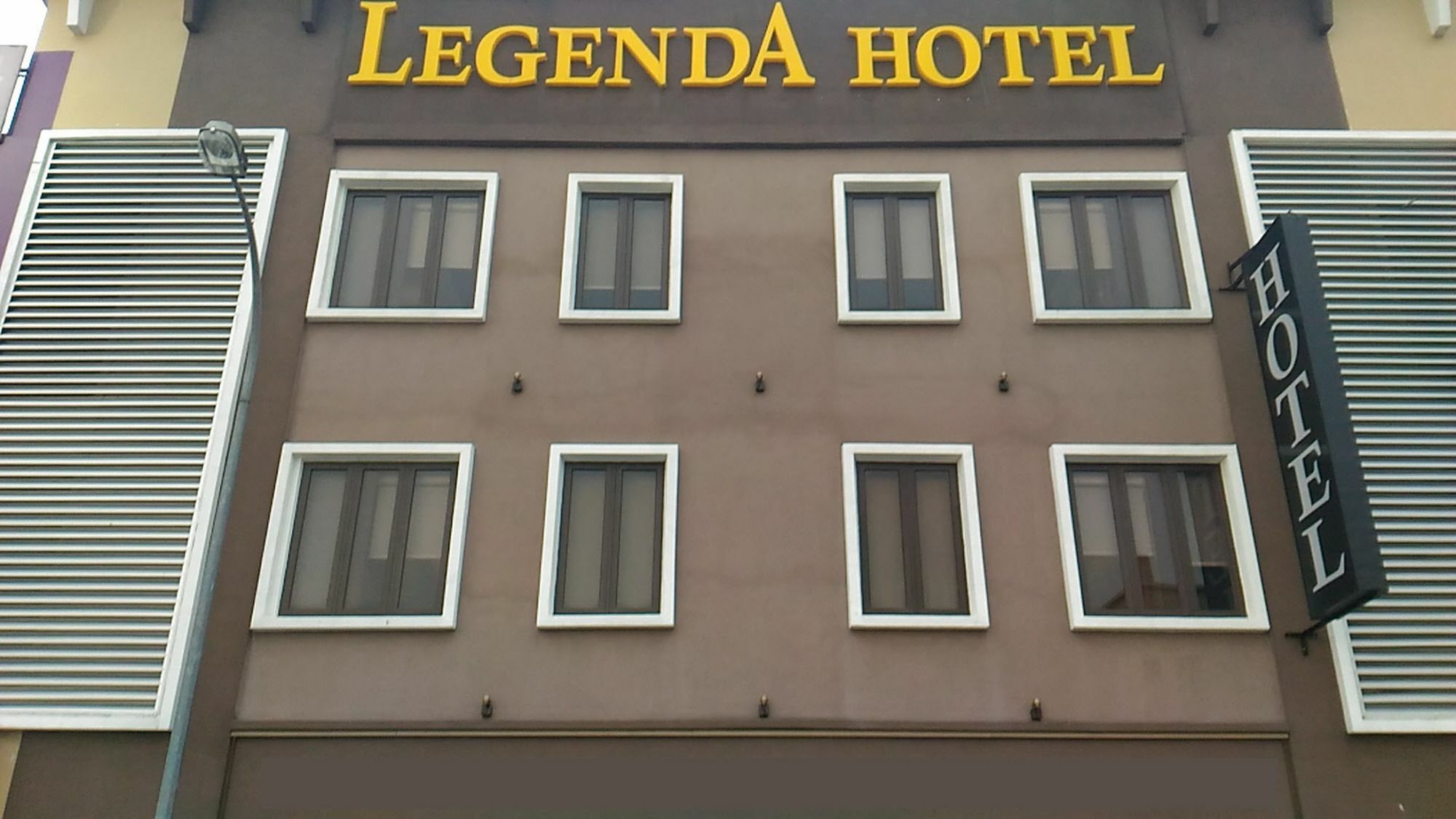 Chariton Hotel Nusa Bestari Джохор-Бару Экстерьер фото