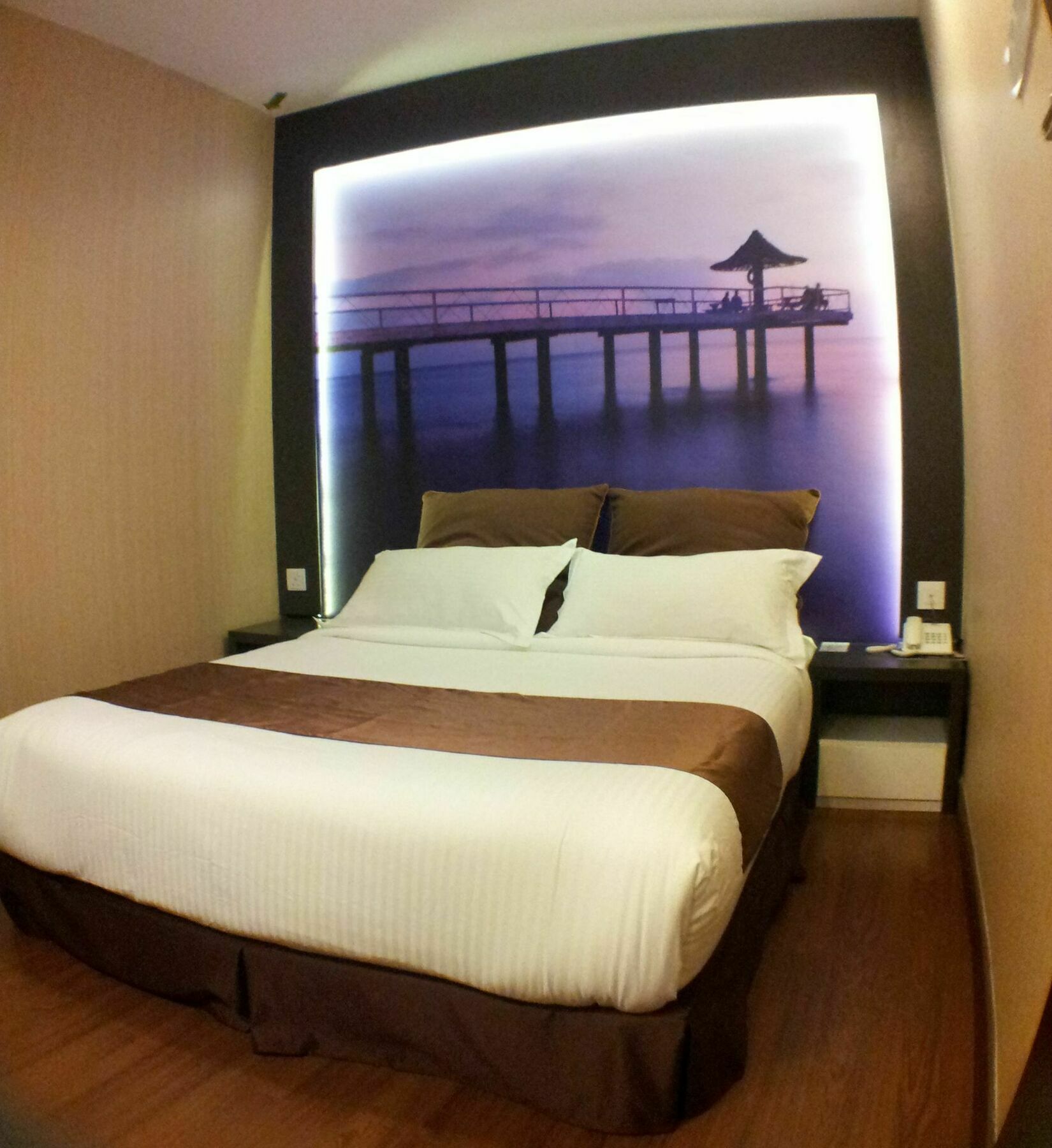 Chariton Hotel Nusa Bestari Джохор-Бару Экстерьер фото